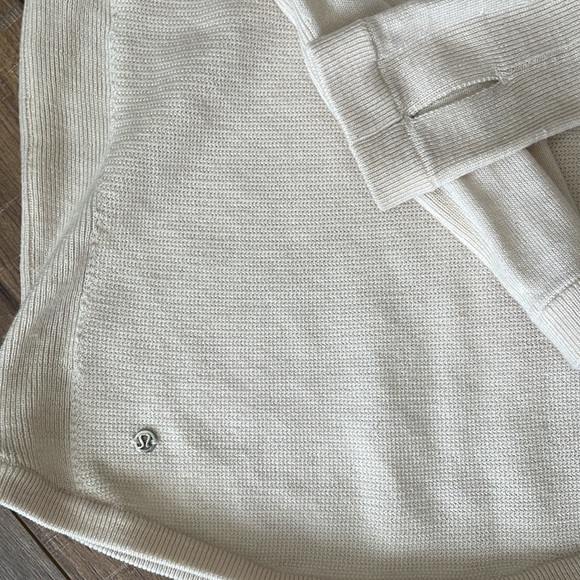 Lululemon sweater - Picture 3 of 3